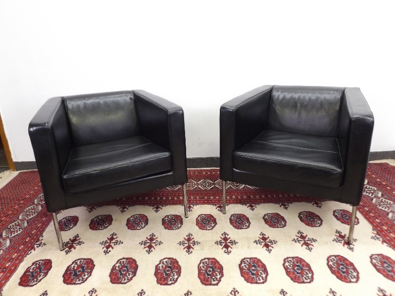 lot 12 image: 2 MINT 100% Leather Mid-Century Modern Chairs