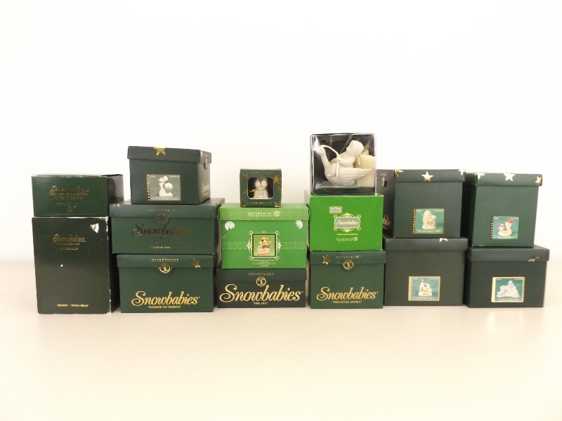 lot 18 image: 15 Boxed Dept 56 Snow Babies Figurines