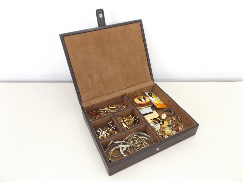 lot 24 image: Jewelry Box FILLED with Mens Jewelry