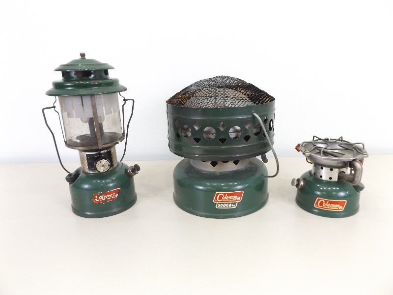 lot 7 image: Vintage Coleman 220H Lantern, 5000 Btu Heater, and Stove