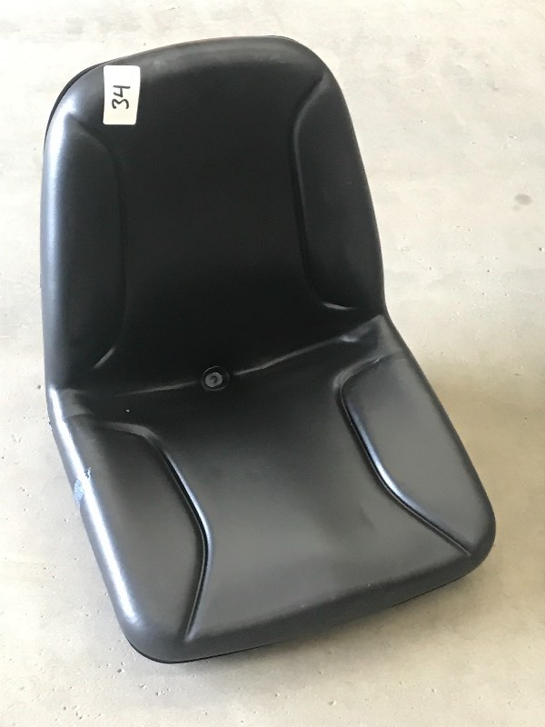 lot 34 image: Unused Universal Lawn Tractor Repla...