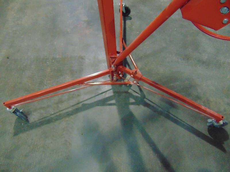lot 15 image: 11 Drywall Hoist
