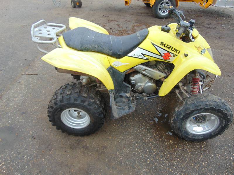 lot 2 image: 2004 Suzuki LTZ250 ATV