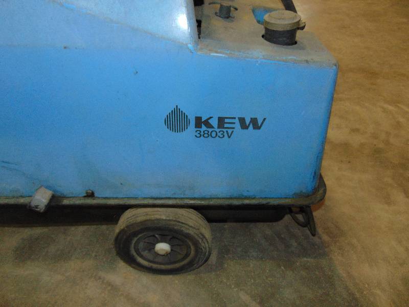 lot 74 image: Hot Water Pressure Washer