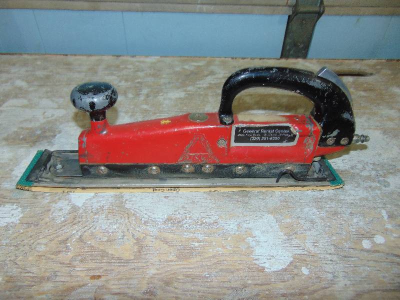 lot 76 image: Pneumatic Sander With Sand Paper