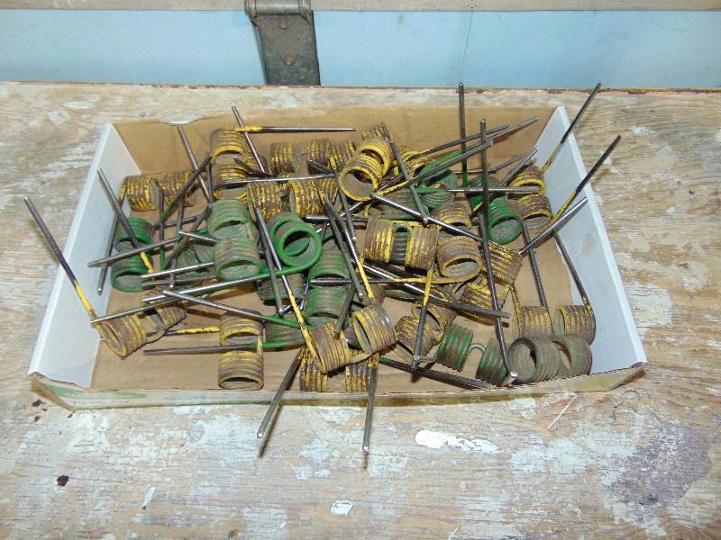 lot 90 image: Box of Raking Teeth
