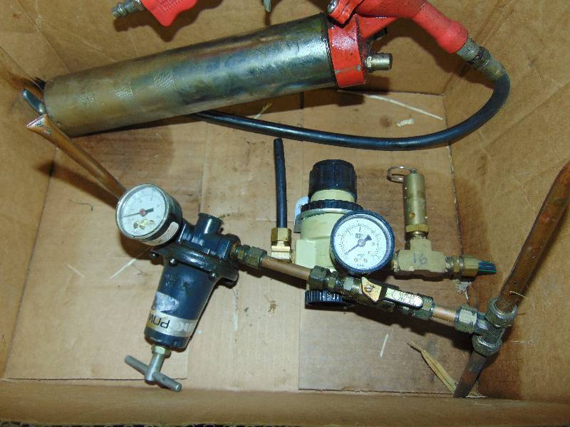 lot 95 image: Pneumatic Grease Gun and Misc Gauges
