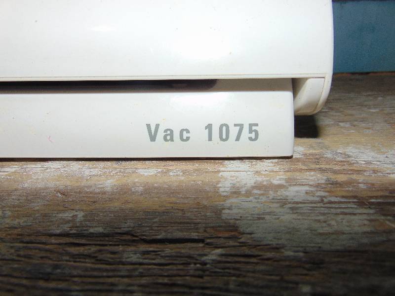 lot 98 image: Food Saver