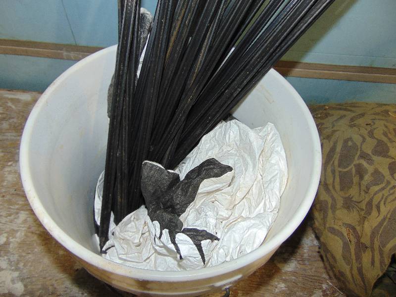 lot 106 image: Hunting Decoy and Supplies