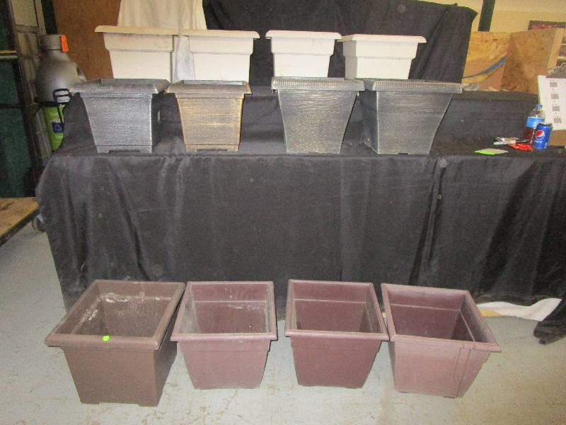 lot 41 image: Large and Medium Flower Pots