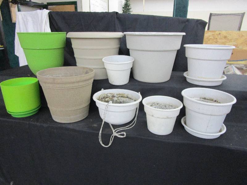 lot 43 image: Large and Medium Flower Pots