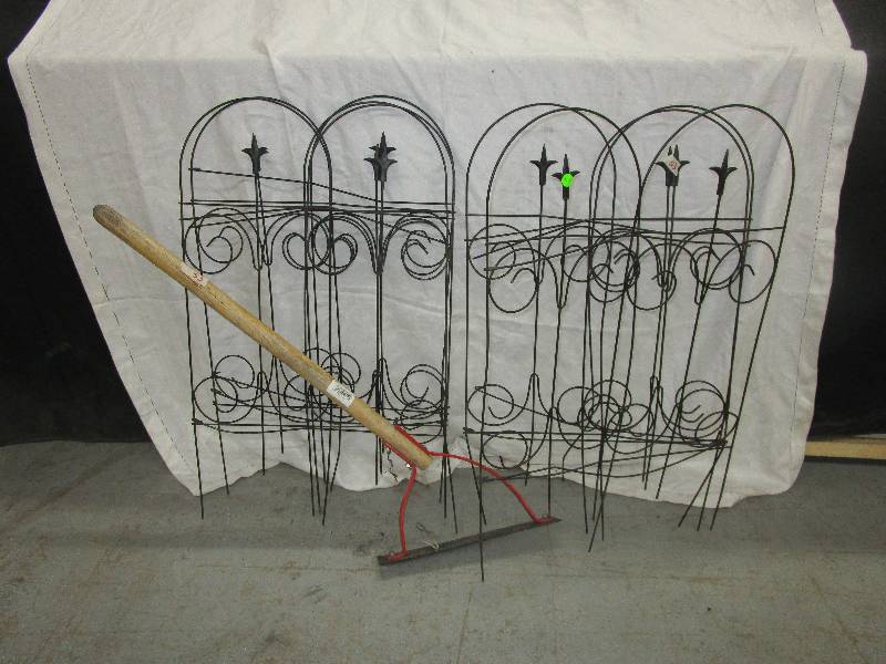 lot 53 image: Fencing 32 High 180 Inches and Weed Cutter