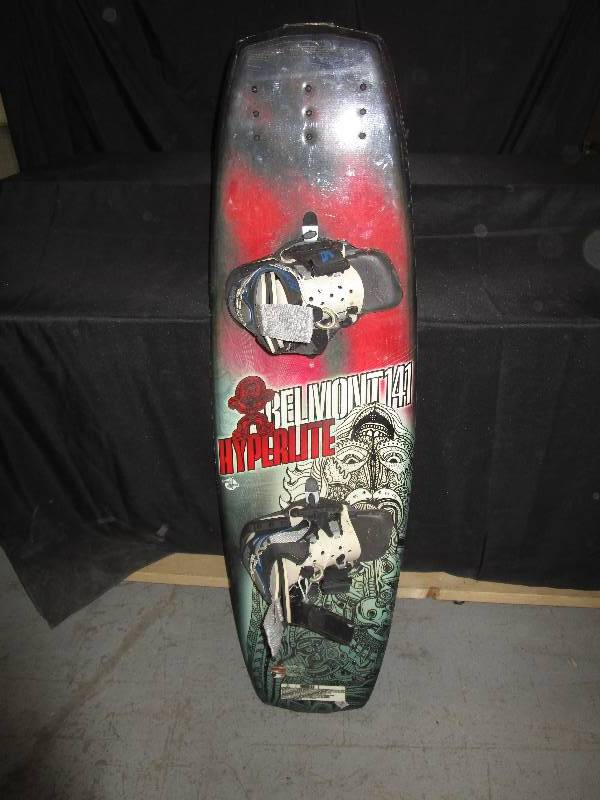 lot 59 image: Wake Board (Hyper Lite Split Belmont 141)