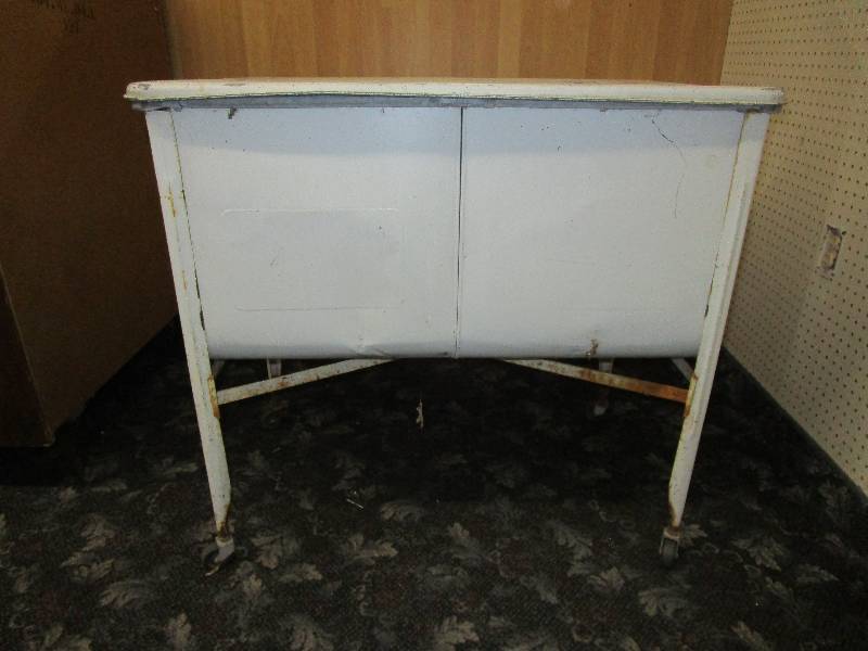 lot 73 image: Metal Suds Saver Double Sink