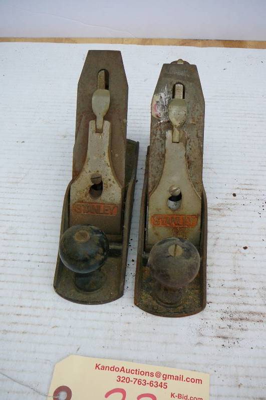 lot 33 image: Vintage Wood Plains
