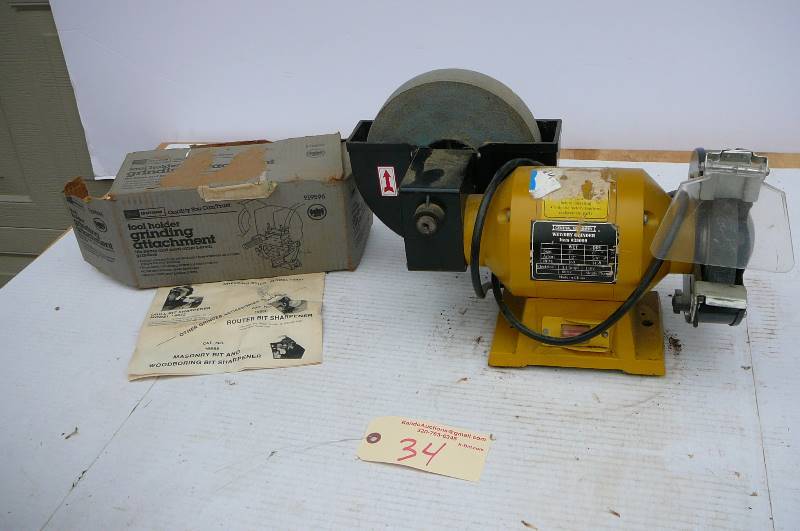 lot 34 image: Craftsman Electric Wet and Dry Grinder