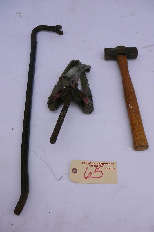 lot 65 image: Misc. Garage Equipment