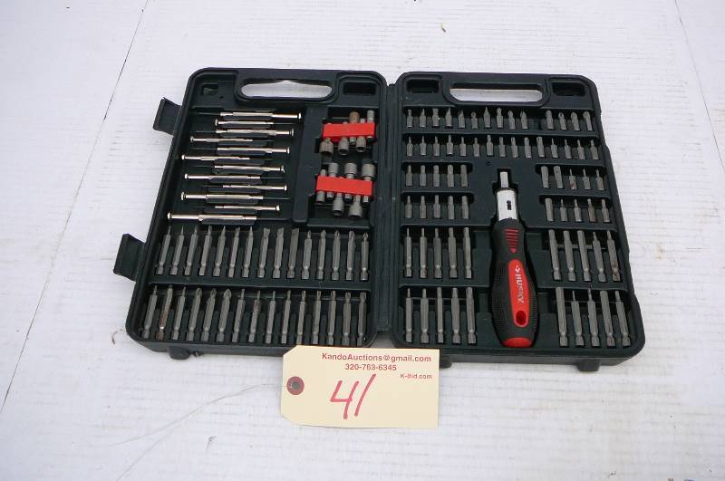 lot 41 image: Nut Drive  Screw Driver Kit