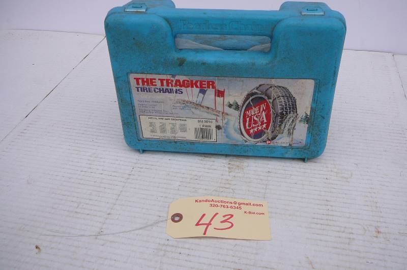 lot 43 image: Tracker Tire Chains
