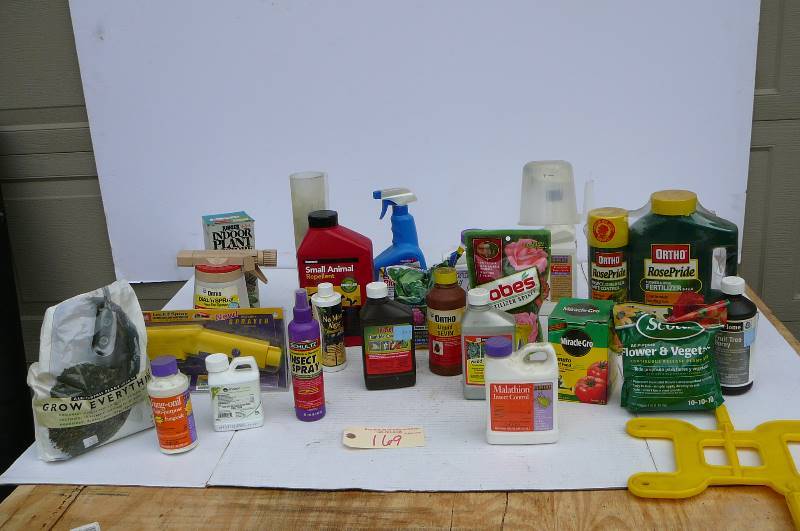 lot 169 image: Lawn & Garden Products