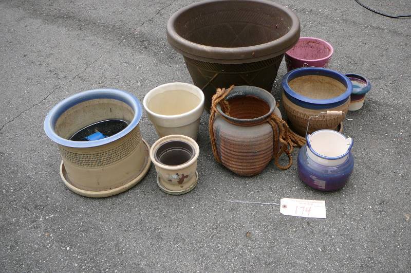 lot 174 image: Lot of Misc. Flower Pots