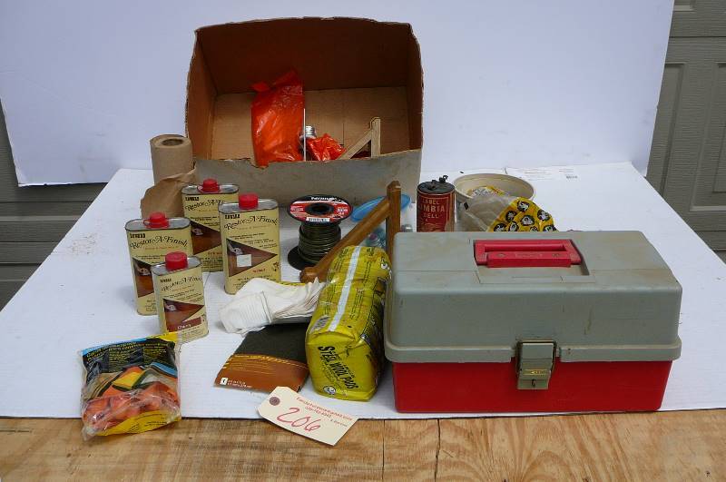 lot 206 image: Wood Refinishing Supplies Lot