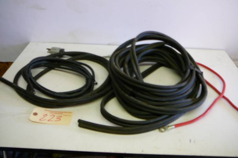 lot 223 image: Battery Cable & Jumper Cable