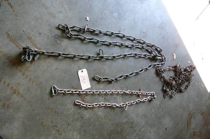 lot 235 image: Chains