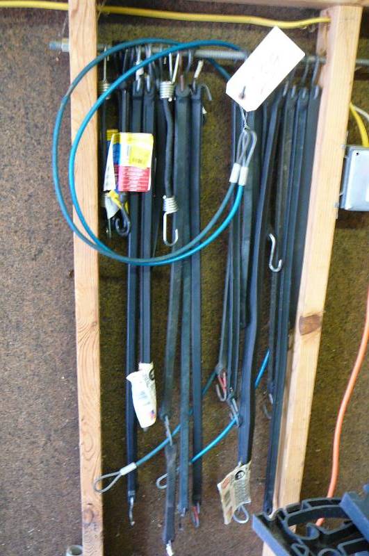 lot 239 image: Lot of Misc. bungy cords and choker cords