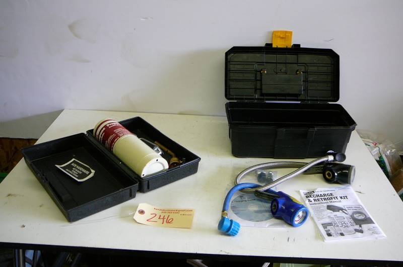 lot 246 image: Auto Air Conditioning recharge & retrofit kit (new), Ace propane torch kit (new)