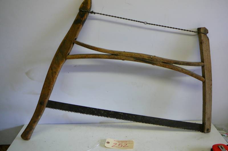 lot 252 image: Vintage Buck Saw
