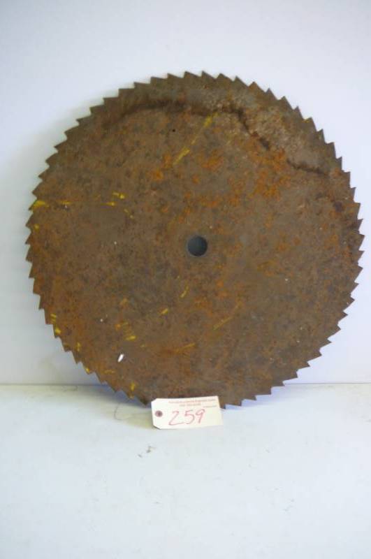 lot 259 image: Vintage Saw Mill Blade