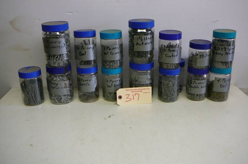 lot 317 image: Lot of misc. hardware