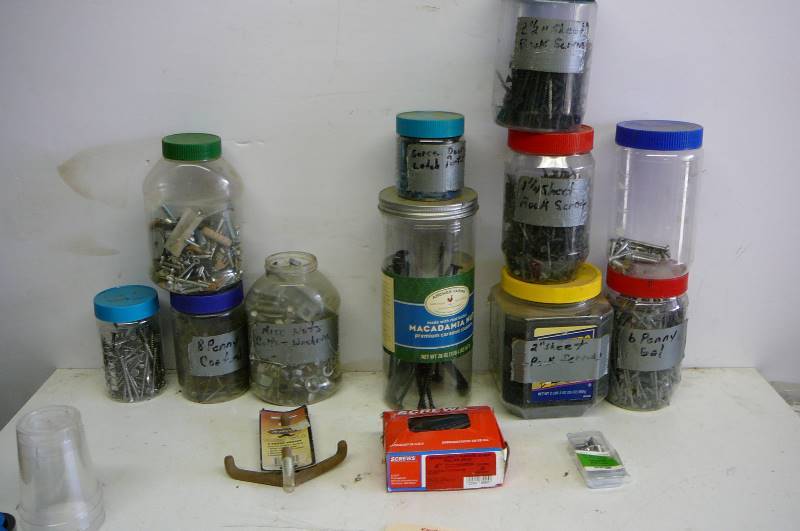 lot 321 image: Hardware