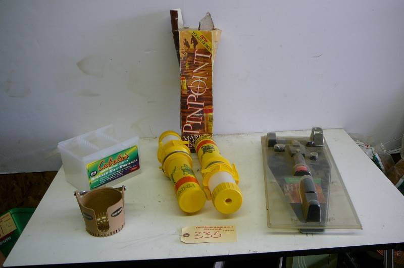 lot 335 image: Fishing equipment