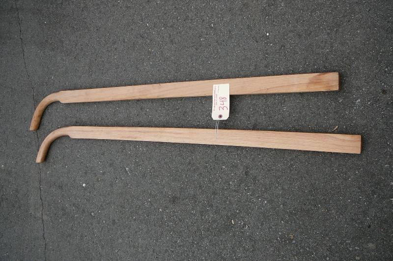 lot 348 image: Oak walking plow handles set 55 12 L