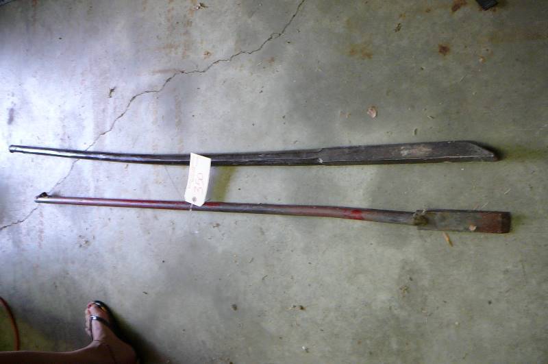 lot 350 image: Ice chisel, and crow bar