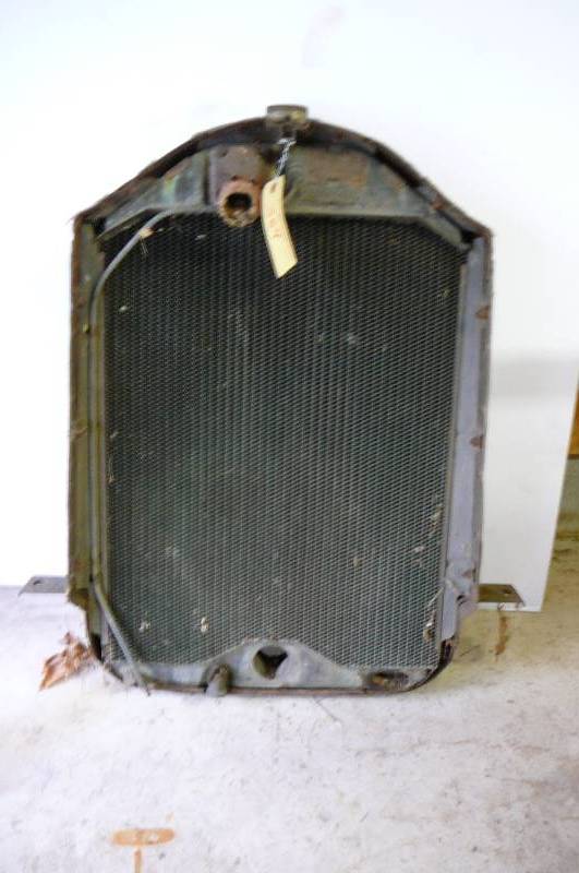 lot 389 image: Vintage Copper Harrison Cooled Radiator
