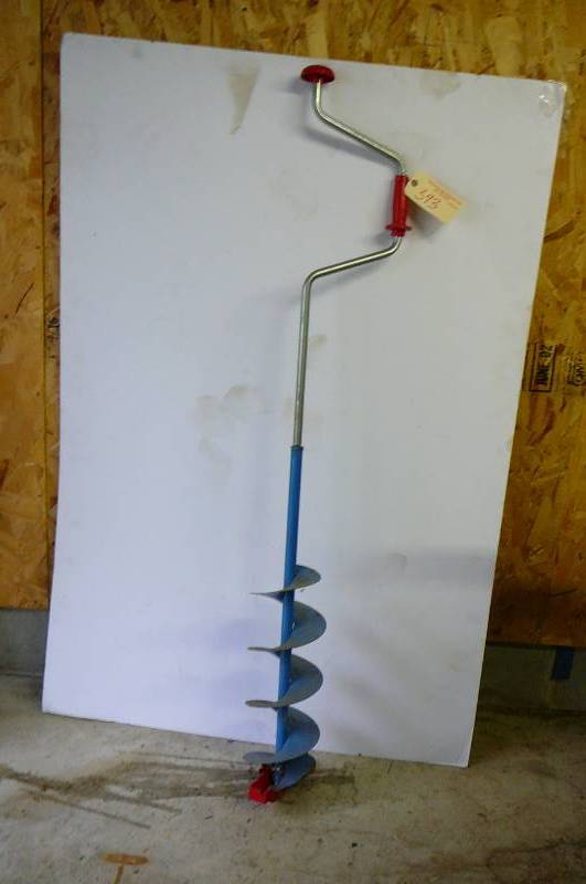 lot 393 image: Hand ice auger 7