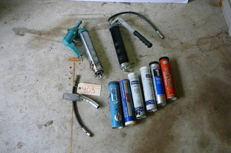 lot 403 image: Grease guns, air gun &  grease