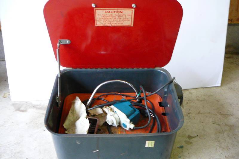 lot 405 image: Counter top parts washer