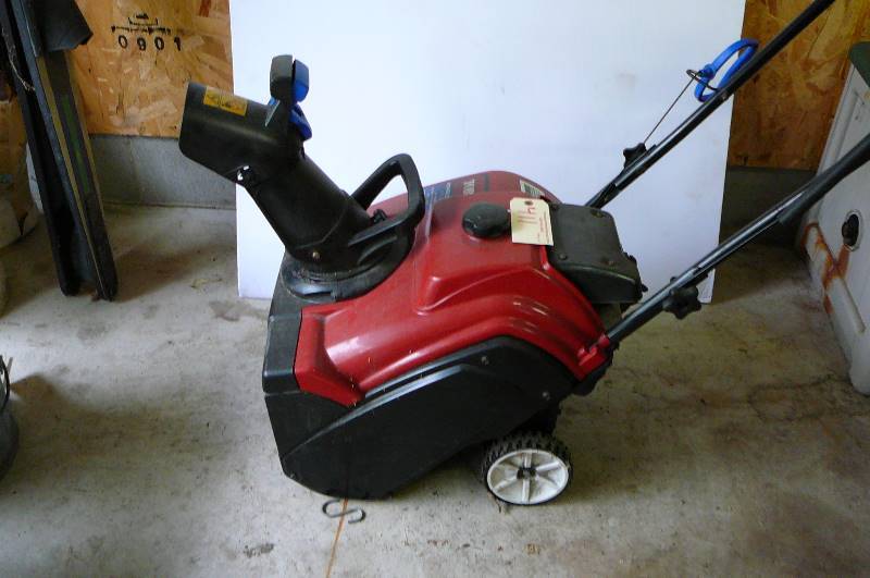lot 411 image: Toro Power Clear