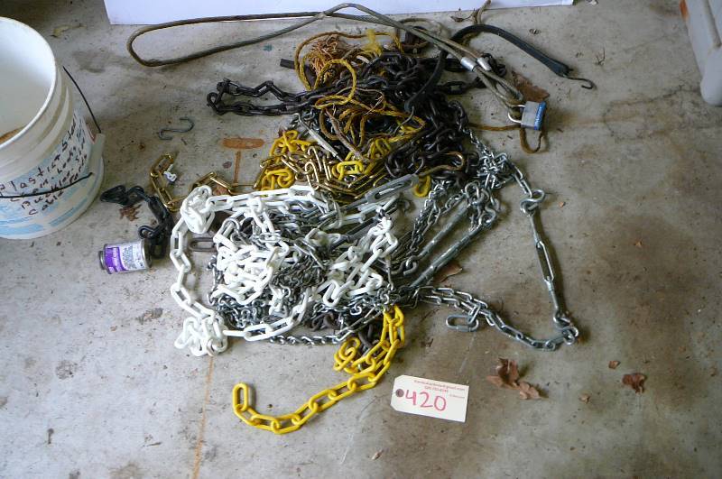 lot 420 image: Chains, turn buckles, cable choker