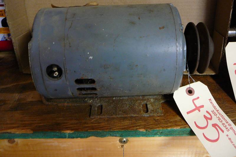 lot 435 image: AOSmith electric motor Model # C48J2C11 12 hp