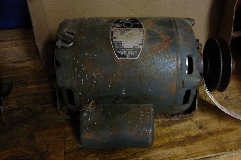lot 437 image: Century electric motor Model # CSX-68-FKK3-3FA