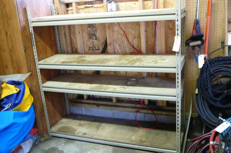 lot 440 image: Adjustable metal shelf, 4 shelves with wood top, 60x60x18 12