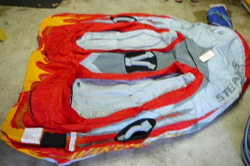 lot 458 image: Stearns wake rider water tubes