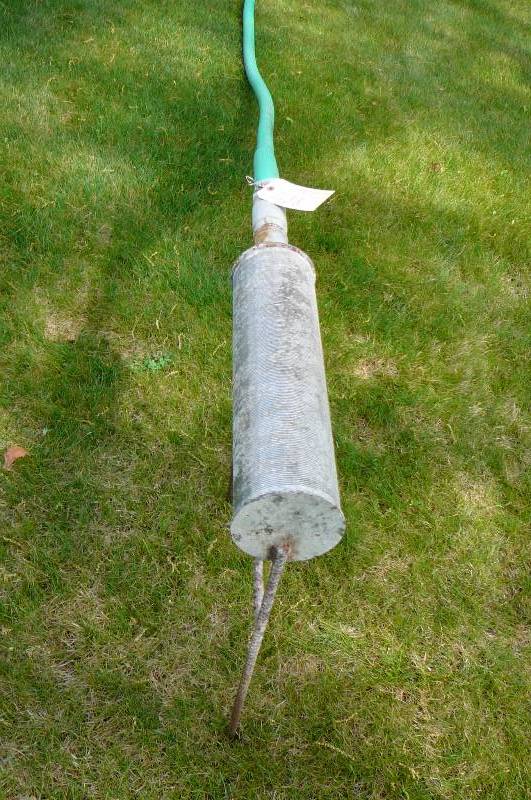 lot 488 image: Lake filler with 25 of hose with coupler end