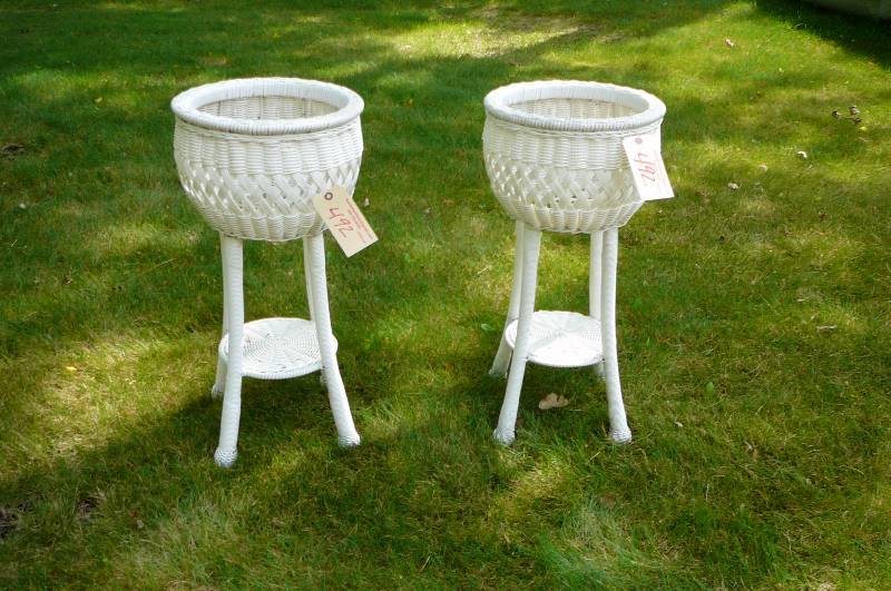 lot 492 image: Pair of wicker basket plant holders 27 t x 13w  good shape
