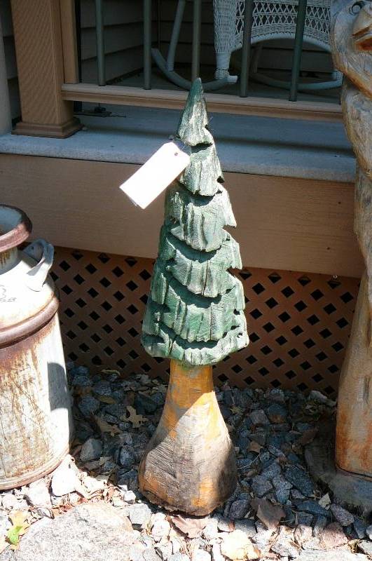 lot 526 image: Chain saw carved pine tree statue 36 tall